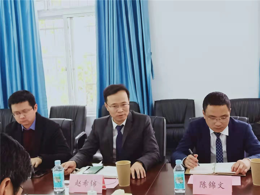 C:\Users\zhaobingbing\Desktop\微信推文\校企合作\2.png