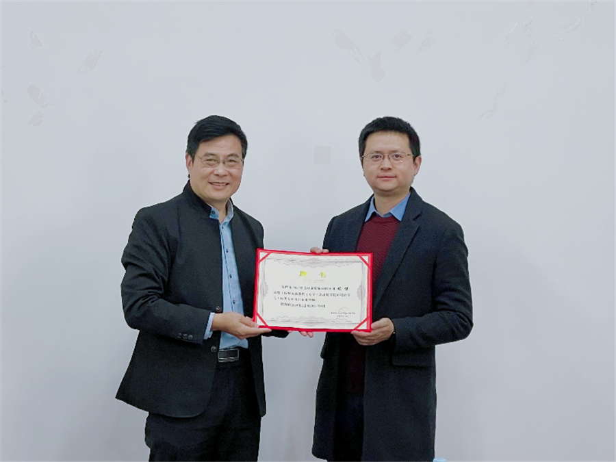 C:\Users\zhaobingbing\Desktop\微信推文\校企合作\6.png